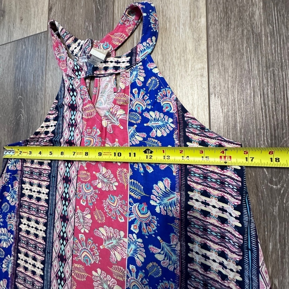 🛍️Roxy colorful dress no sleeves size medium. - Picture 5 of 7